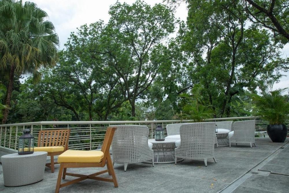 The Shalimar Boutique Hotel Маланг Екстериор снимка